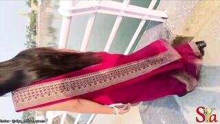Indian Siya Bhabhi Ne Fan Boy Se Chudwaya Park Me (hindi Audio)