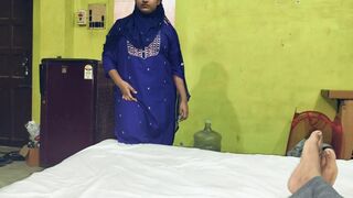 Muslim busty mylf is not happy after husband second marriage - Hindi Sexy Video