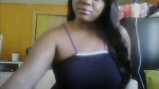 Ebony BBW With Big Natural Tits Pees on Webcam