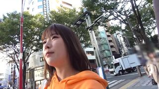 Cafe Refugee Who Just Came to Tokyo! Massive Creampie in a Broke Beauty Dressed in a Cheerleading Costume! Ayaka (22)