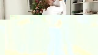 MF 00: Curvy German Girl Loves 69
