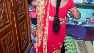 Desi beauty housewife sary changing in home