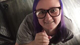 Nerdy Amateur Teen Sucks Big Cock