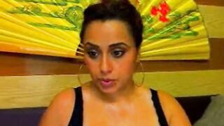 Huge-Titted BBW Latina on Webcam