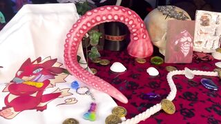 Unboxing and Riding the Giant Tentacle Cosplay Sex Toy