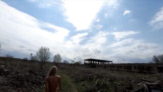 Naked Girl Walking in Public with a Big Ass and Tattoos