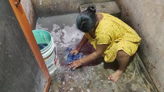 VILLAGE WIFE BATHROOM SEX VIDEO
