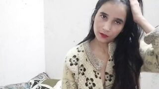 Indian muslim girl ko pure kapde utaar kar jabar dasti pela
