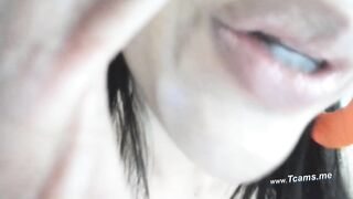Ts Spreads Leg And Masturbates