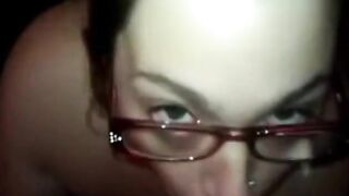 Brunette Amateur BlowJob with Facial Finish