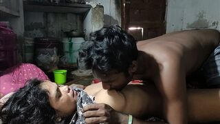 I Accidentally Fucced my Indian Village Aunty