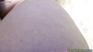 Hot Babe with big tits showing off
