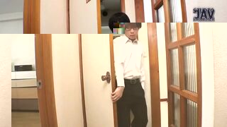 I Was Squeezed Tightly by My Friend’s Stepmom’s Glamorous Body - 1