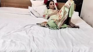 Step daughter ko hotel me ghumane ke bahane pel diya