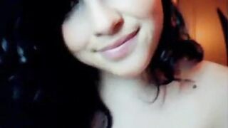 Big-Breasted Amateur Softcore Webcam Cutie