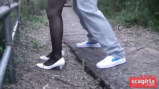 Chinese Outdoor Creampie with an Amateur Couple