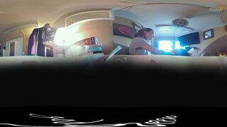 Godqueen Giantess  - All Alone With Jennifer Rose